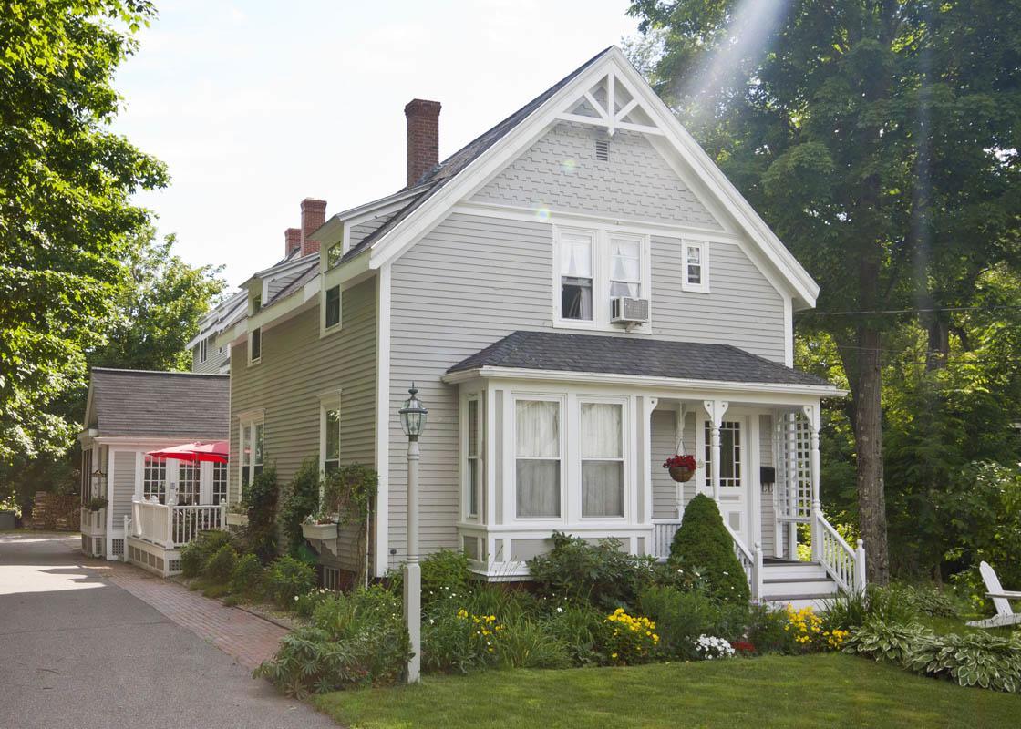 James Place Inn Bed And Breakfast Freeport Exterior photo